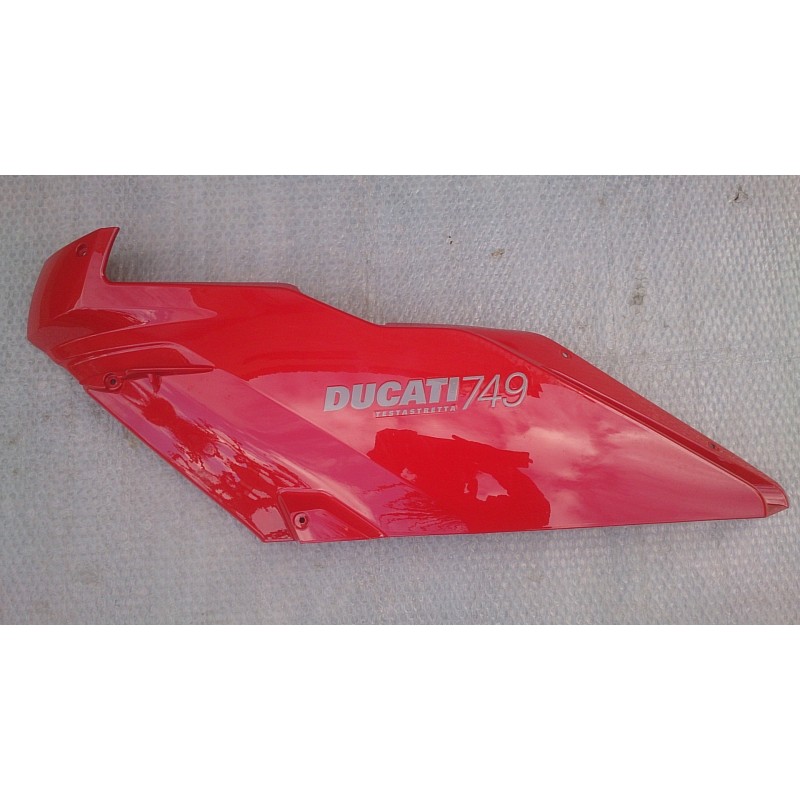 Left upper half-fairing Ducati 749